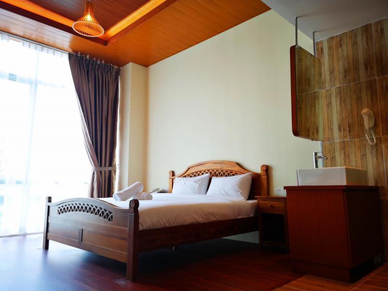 Top Holiday Hotel Seri Kembangan Eksteriør bilde